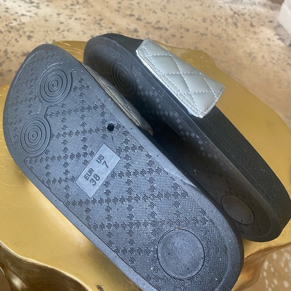 Quilted slides - Picture 5 of 5